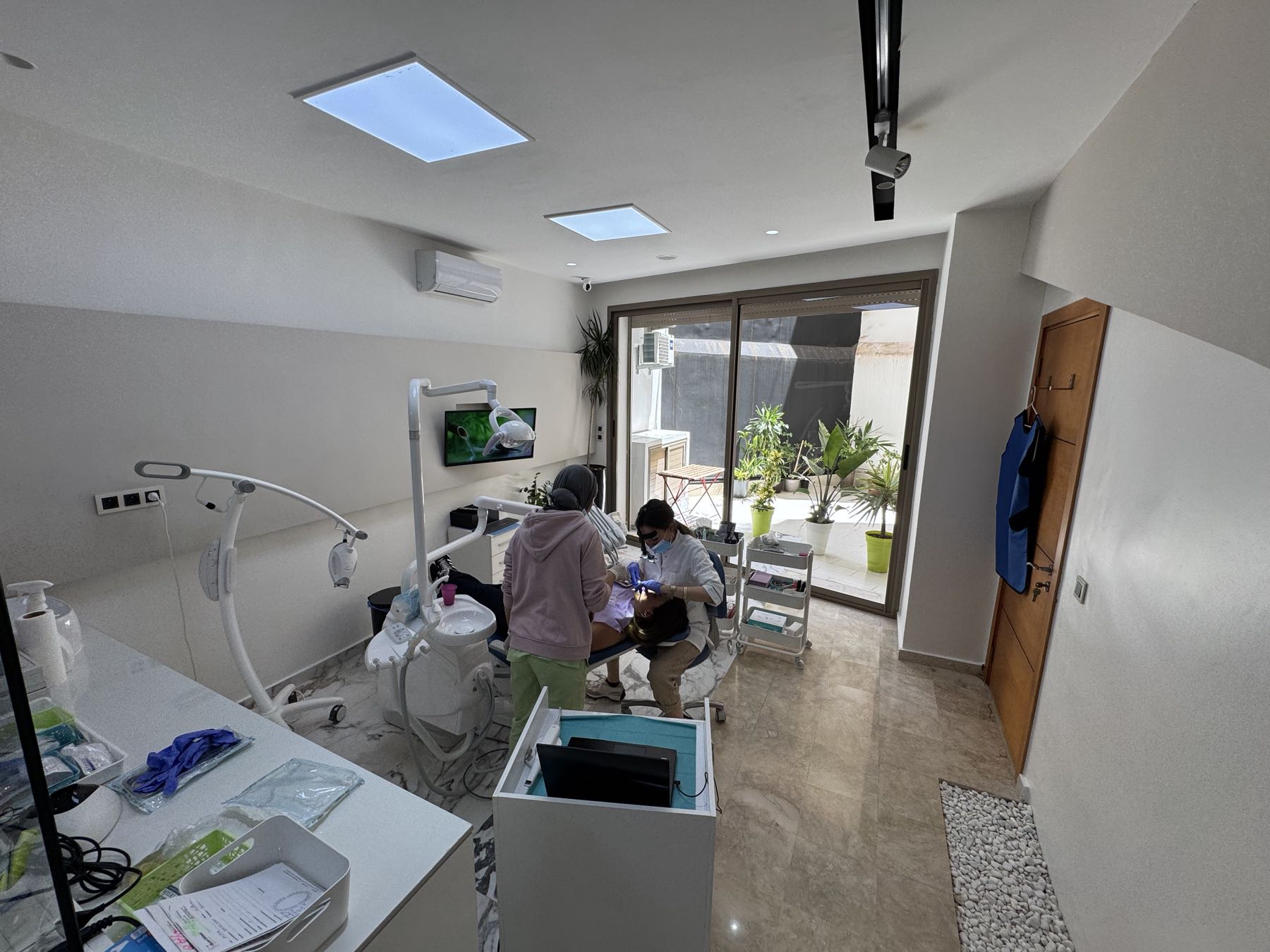 Cabinet dentaire Maryam Chikhaoui à Casablanca — Salle de soins
